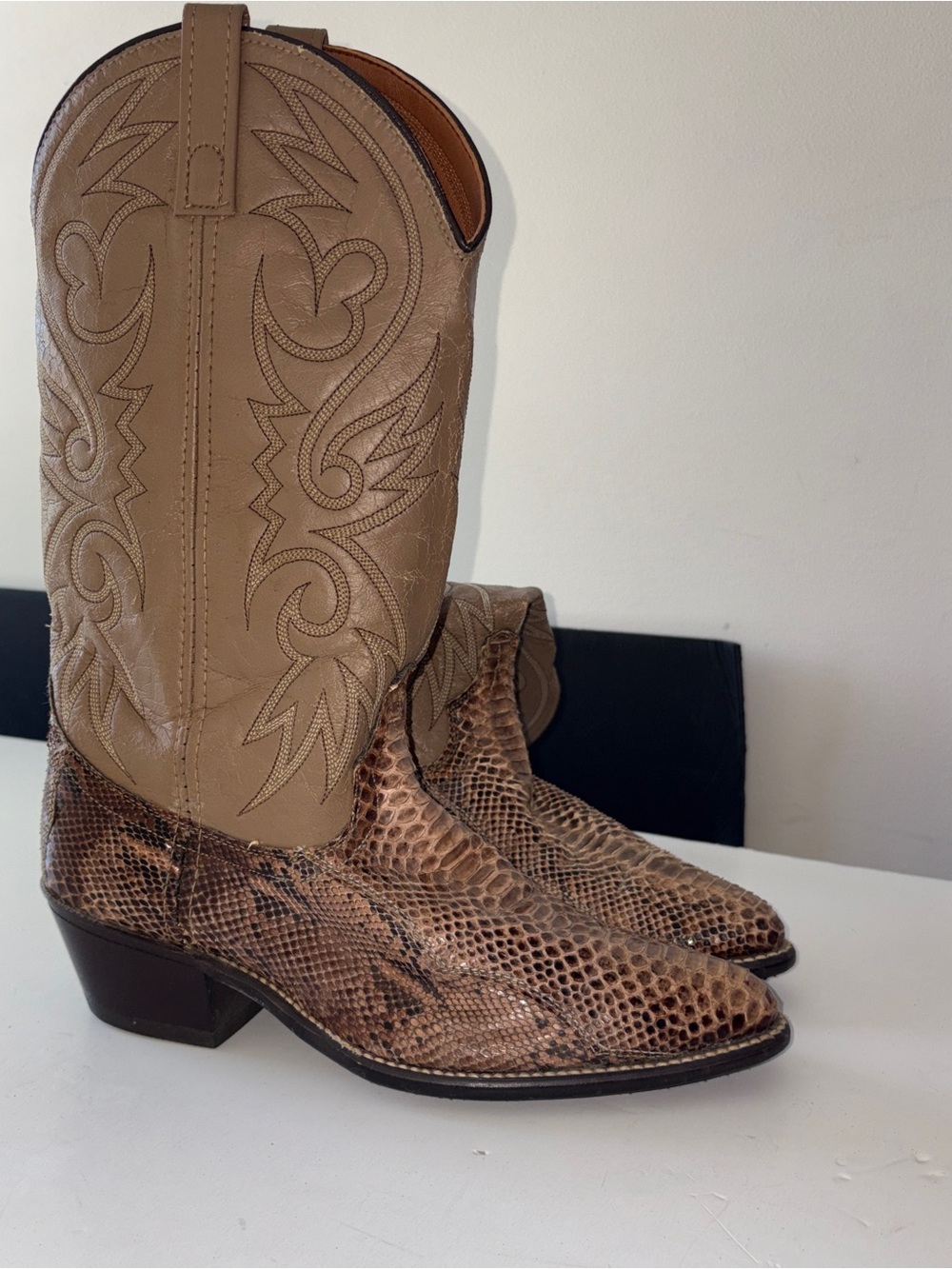 Men's Vintage Snakeskin Tan Western Cowboy Boots Made in USA - new soles/heel